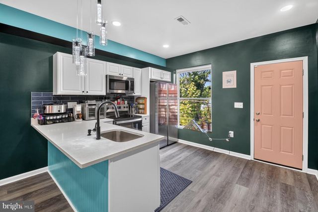 12 S SMALLWOOD ST, Baltimore, MD 21223