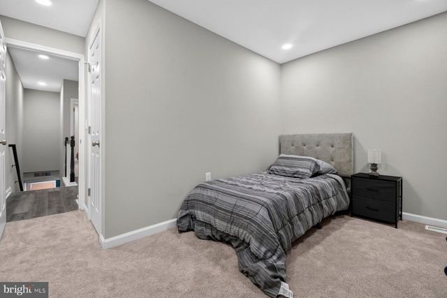 12 S SMALLWOOD ST, Baltimore, MD 21223
