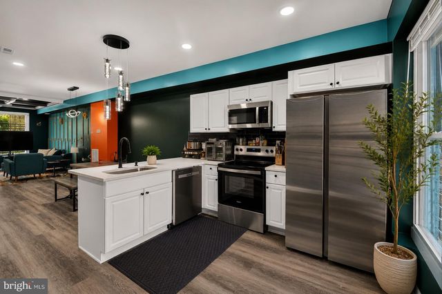 12 S SMALLWOOD ST, Baltimore, MD 21223