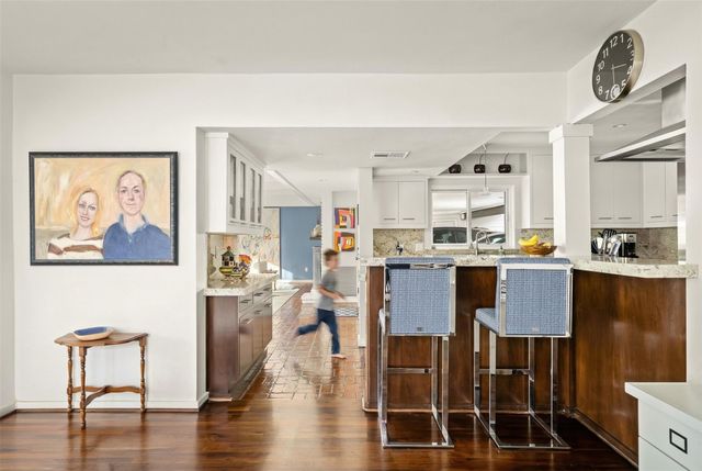 2115 Troon Street, Houston, TX 77019