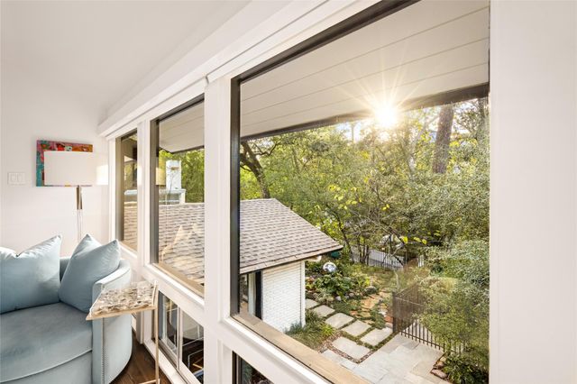 2115 Troon Street, Houston, TX 77019