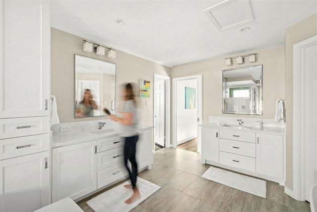 2115 Troon Street, Houston, TX 77019