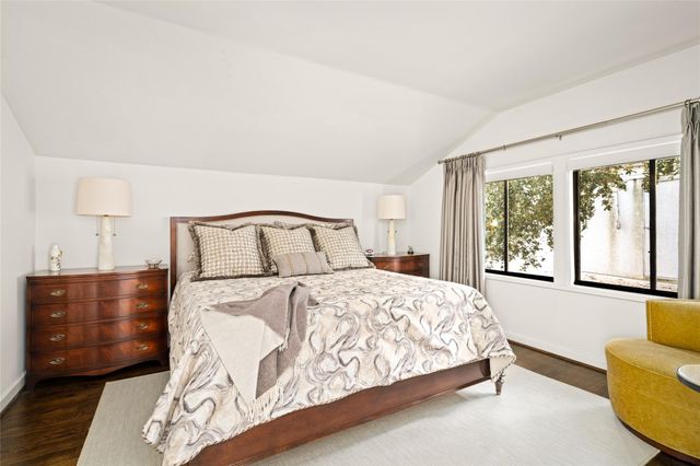 2115 Troon Street, Houston, TX 77019