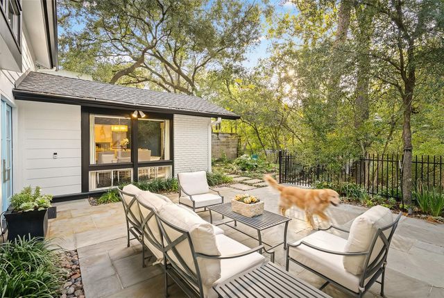 2115 Troon Street, Houston, TX 77019