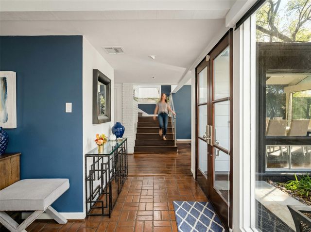 2115 Troon Street, Houston, TX 77019