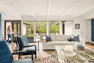 2115 Troon Street, Houston, TX 77019