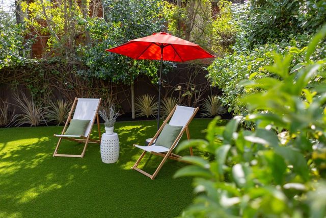 165 165 Cross Rd, Oakland, CA 94618