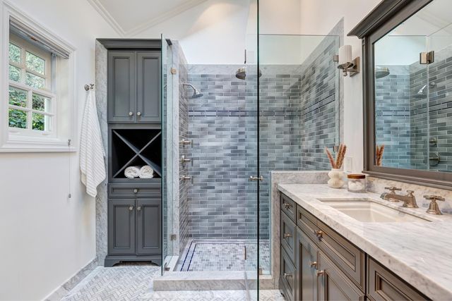 165 165 Cross Rd, Oakland, CA 94618