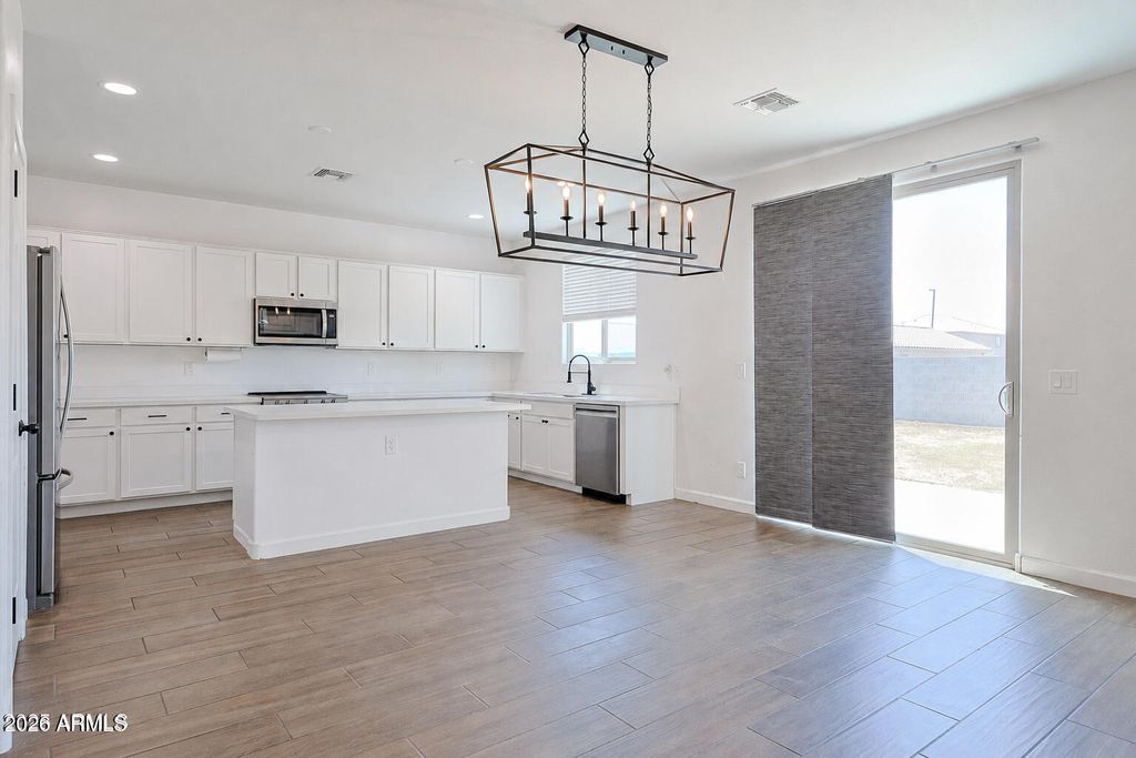 18263 W WILLIAMS Road, Surprise, AZ 85387 — photo 5