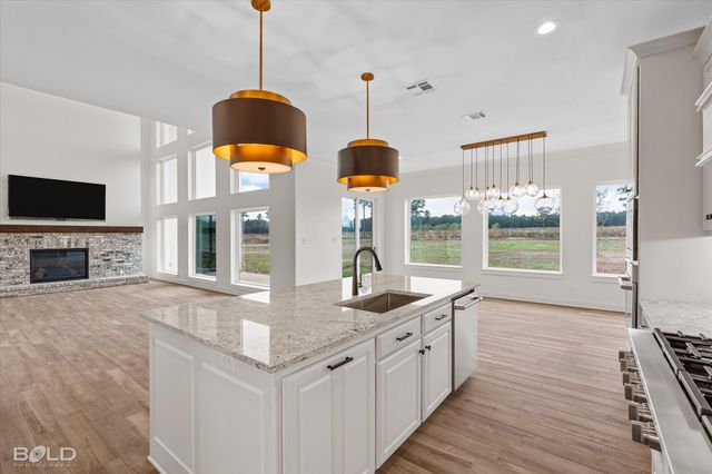 5115 Oaklawn Park Drive, Blanchard, LA 71107