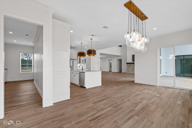 5115 Oaklawn Park Drive, Blanchard, LA 71107