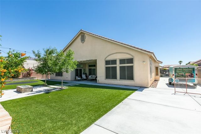 8509 Soaring High Street, Las Vegas, NV 89131