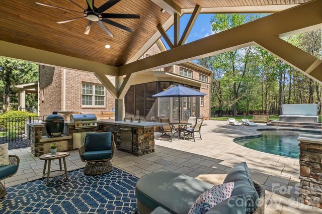 162 E Cold Hollow Farms Drive, Mooresville, NC 28117