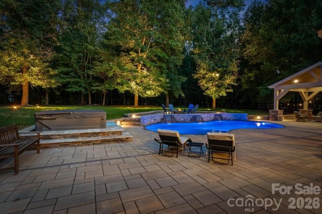162 E Cold Hollow Farms Drive, Mooresville, NC 28117