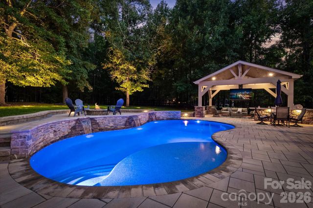 162 E Cold Hollow Farms Drive, Mooresville, NC 28117