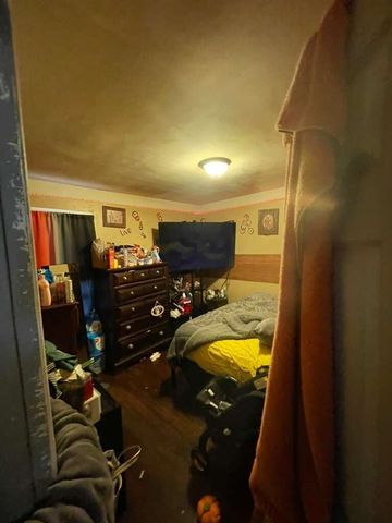 6476 Brace Street, Detroit, MI 48228