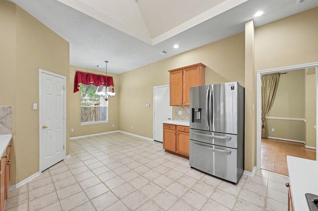 26 N Brooksedge Circle, The Woodlands, TX 77382