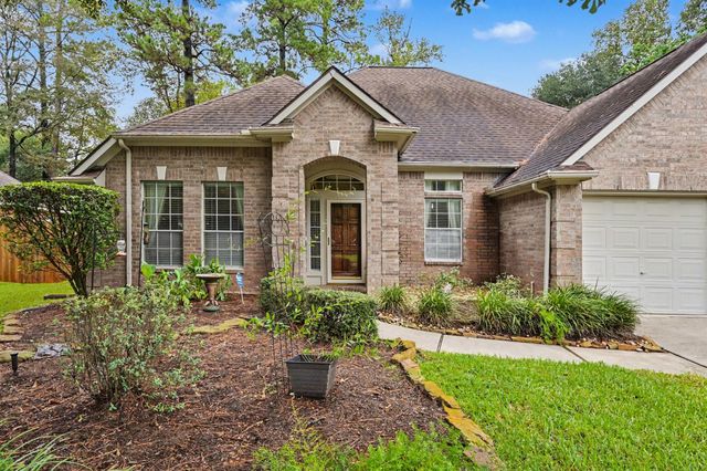 26 N Brooksedge Circle, The Woodlands, TX 77382