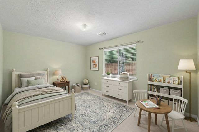 26 N Brooksedge Circle, The Woodlands, TX 77382