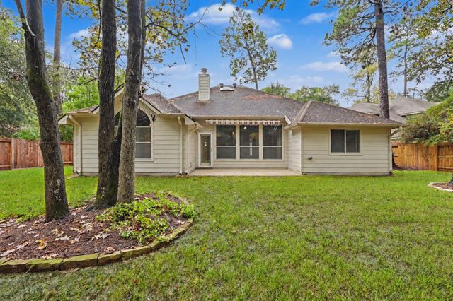 26 N Brooksedge Circle, The Woodlands, TX 77382