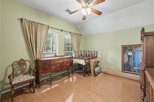 26 N Brooksedge Circle, The Woodlands, TX 77382