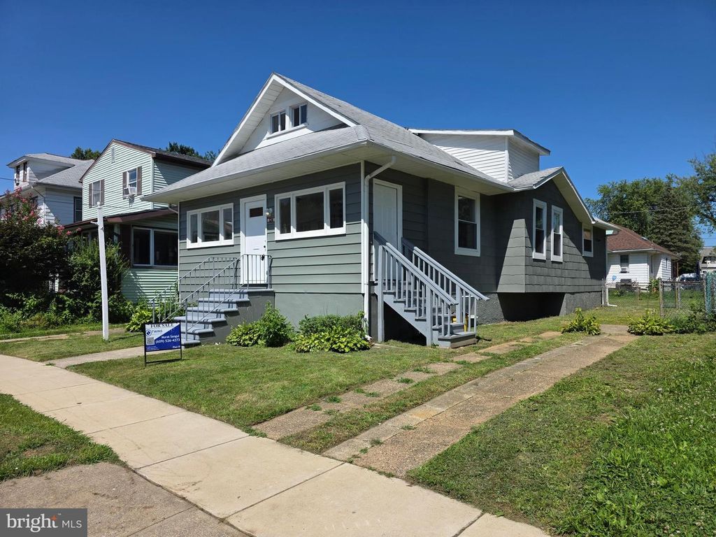 324 ELM AVE, Oaklyn, NJ 08107