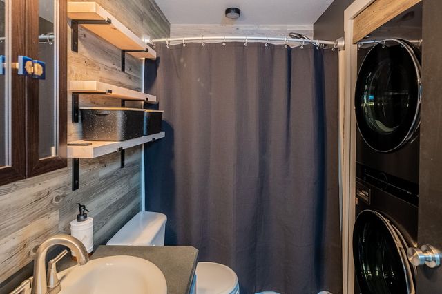 335 S Cottonwood Street, Sisters, OR 97759