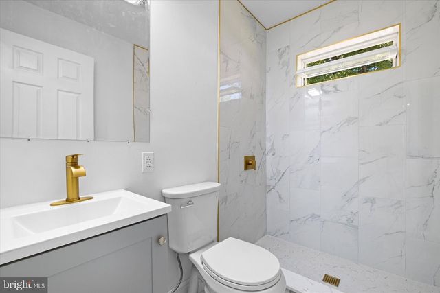 305 N OGLE AVE, Wilmington, DE 19805