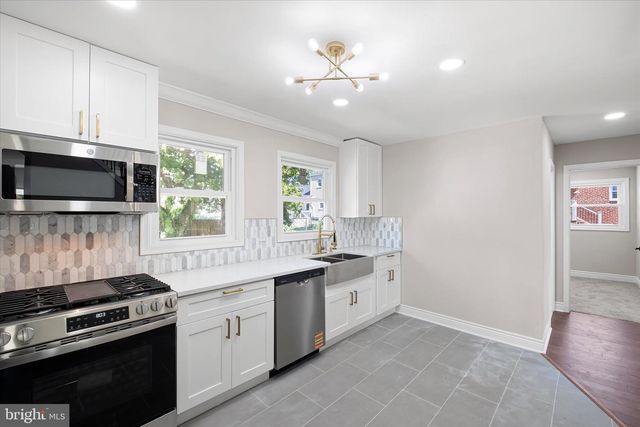 305 N OGLE AVE, Wilmington, DE 19805