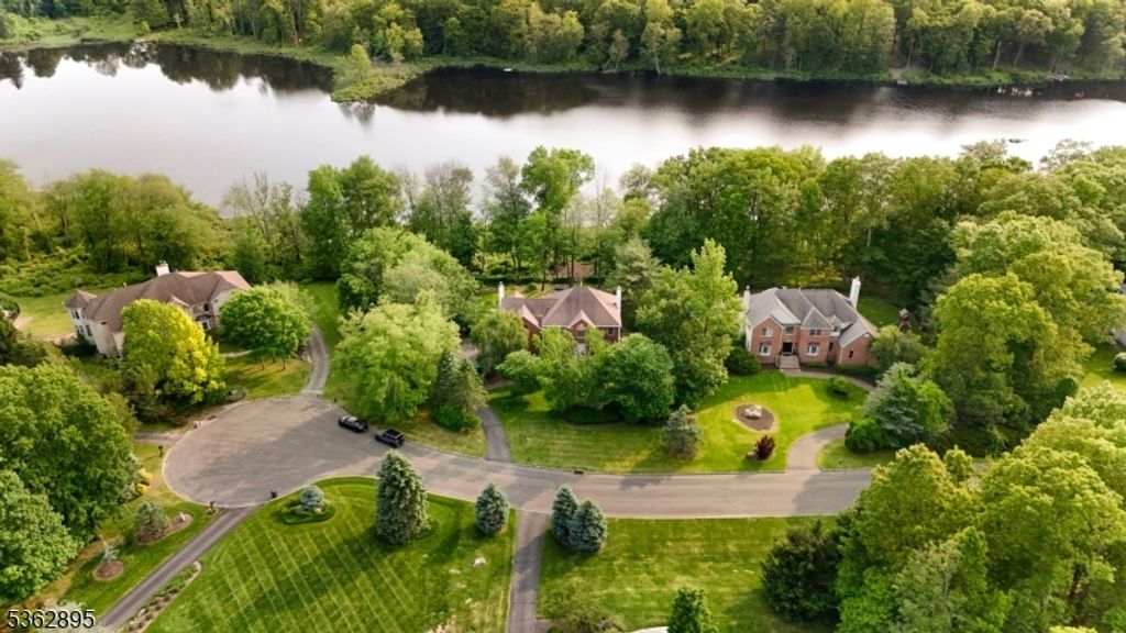 20 Crestview Ln, Sparta Twp., NJ 07871