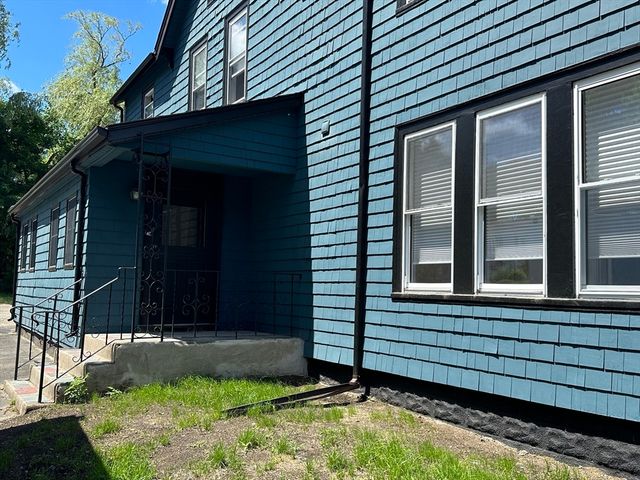 36 Cross St 1, Winchester, MA 01890