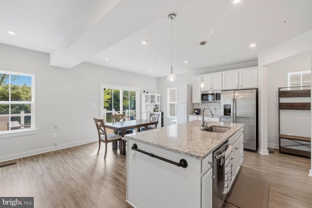 3721 BOYINGTON DR, Jefferson, MD 21755
