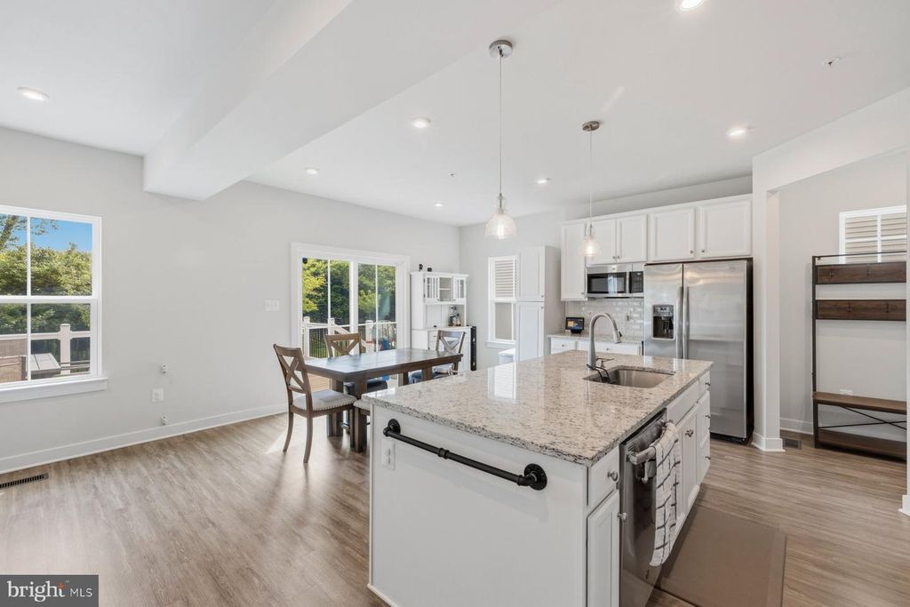 Image 13 of property listing at 3721 BOYINGTON DR, Jefferson, MD 21755