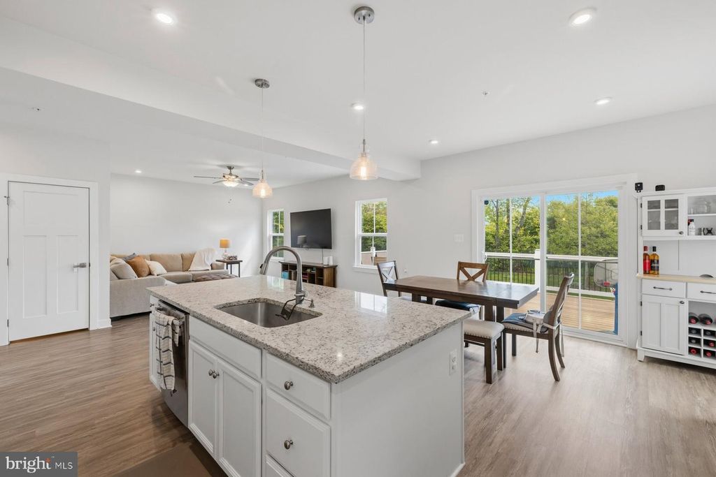 Image 14 of property listing at 3721 BOYINGTON DR, Jefferson, MD 21755