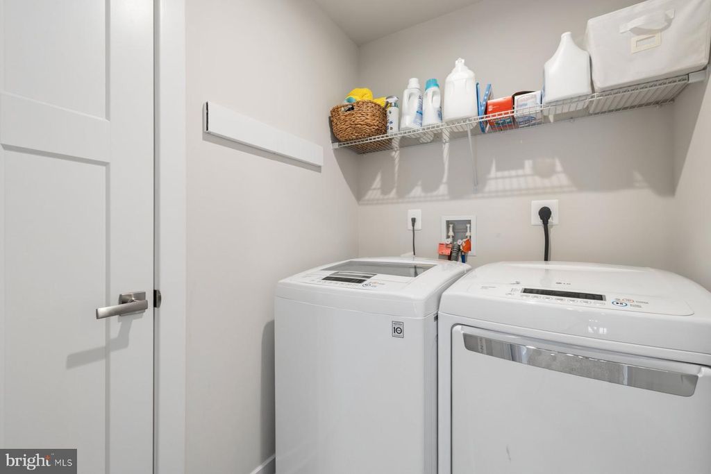 Image 22 of property listing at 3721 BOYINGTON DR, Jefferson, MD 21755