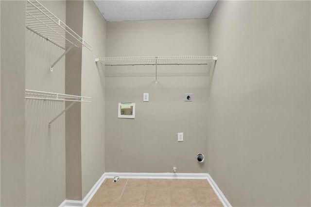 3270 Northcliff Drive, Suwanee, GA 30024
