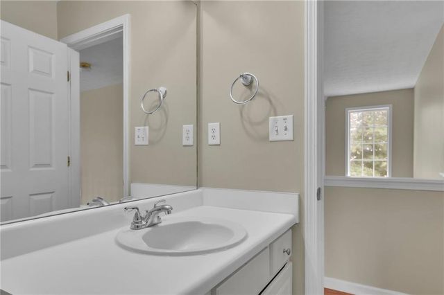 3270 Northcliff Drive, Suwanee, GA 30024