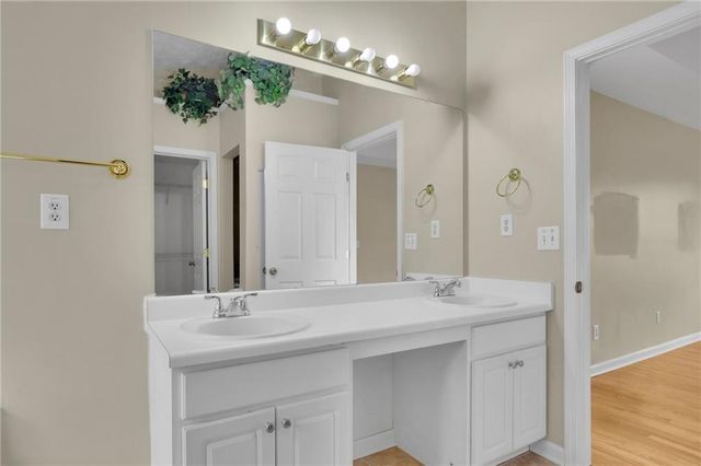3270 Northcliff Drive, Suwanee, GA 30024