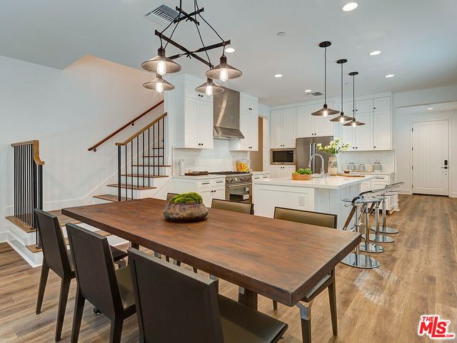 829 831 N Orange Grove Avenue, Los Angeles, CA 90046