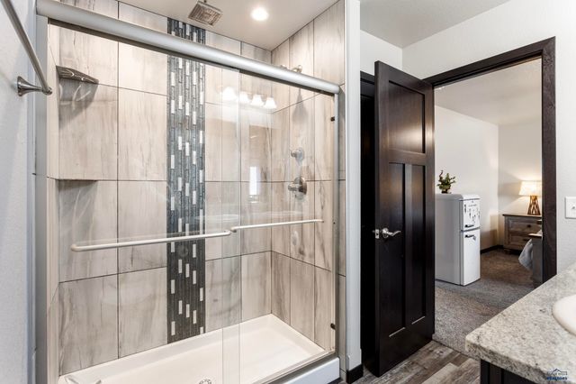 1013 SHAPE CT, Rapid City, SD 57703