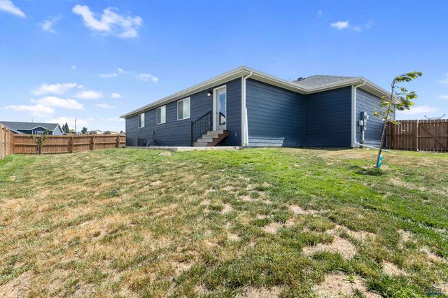 1013 SHAPE CT, Rapid City, SD 57703