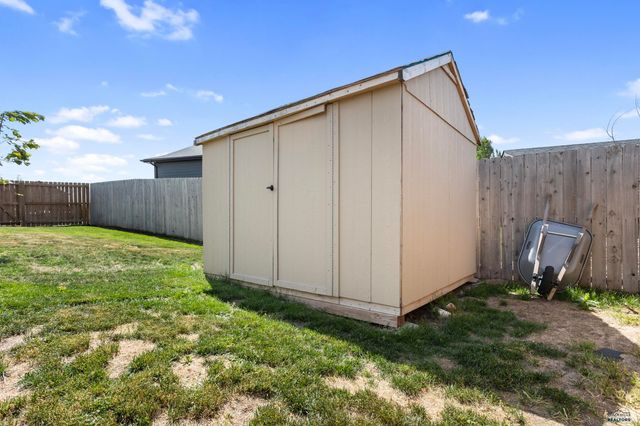 1013 SHAPE CT, Rapid City, SD 57703