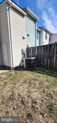 5853 SUITLAND RD, Suitland, MD 20746