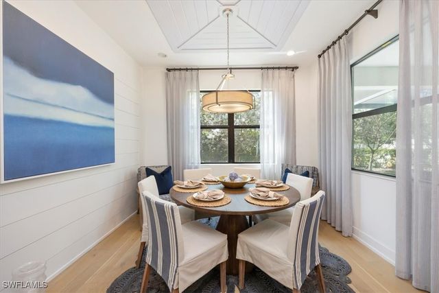 12940 Pembroke DR, Naples, FL 34105