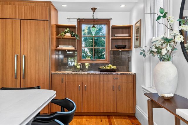 51 Green St, Boston, MA 02130