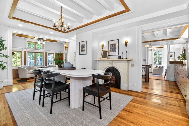 51 Green St, Boston, MA 02130