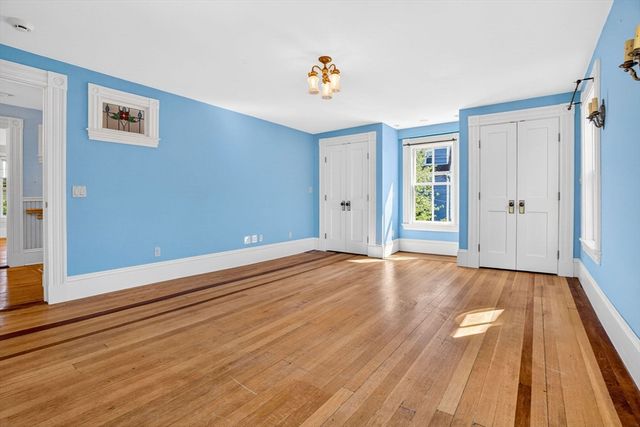 51 Green St, Boston, MA 02130