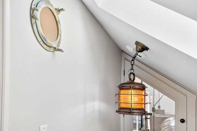 51 Green St, Boston, MA 02130