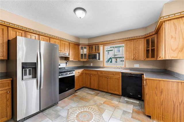 2106 Rhode Island Street, Lawrence, KS 66046