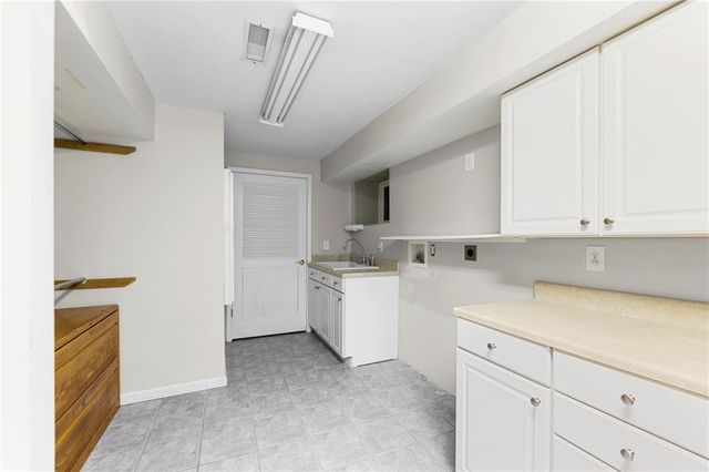 2106 Rhode Island Street, Lawrence, KS 66046